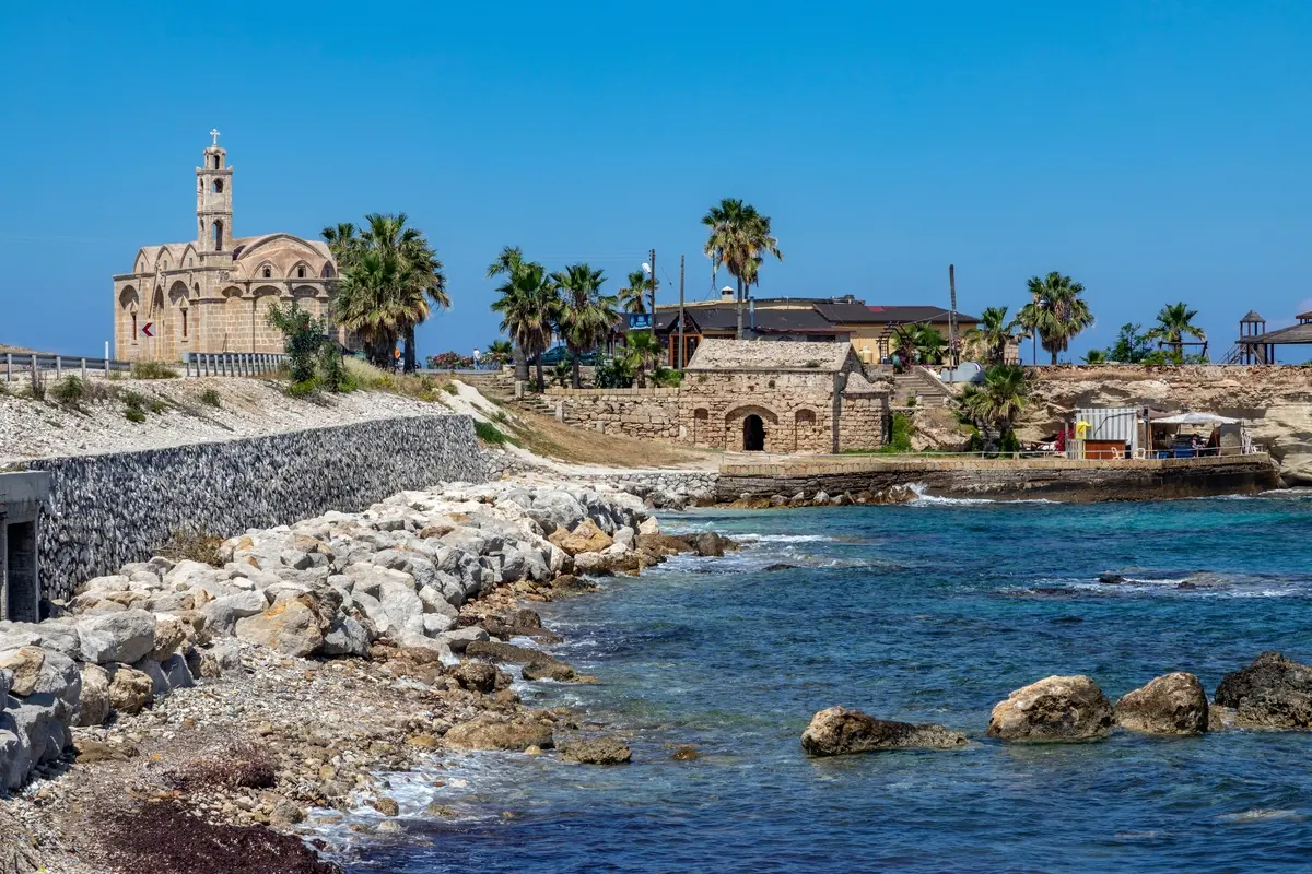 Why Is Cyprus an Ideal Workation Destination? A Guide for Remote Workers